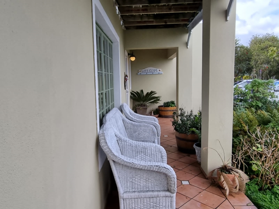 3 Bedroom Property for Sale in Heuningkloof Western Cape